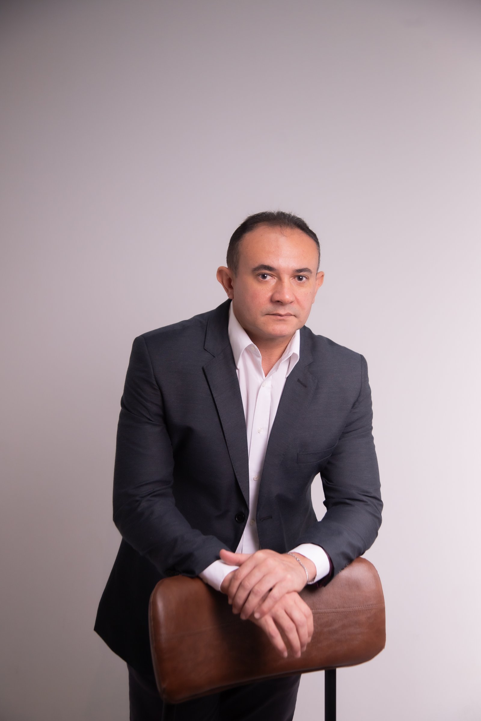 Especialista e fundador da Gentya
